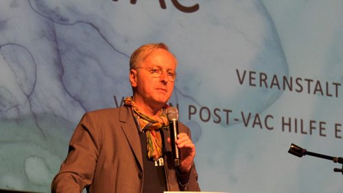 BergTV: Carlos Gebauer, Rechtsanwalt bei der Fachtagung Post-Vac in Rheda-Wiedenbrück