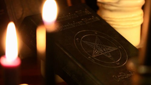 com.POTT: "Exiled From Light" - Das Böse